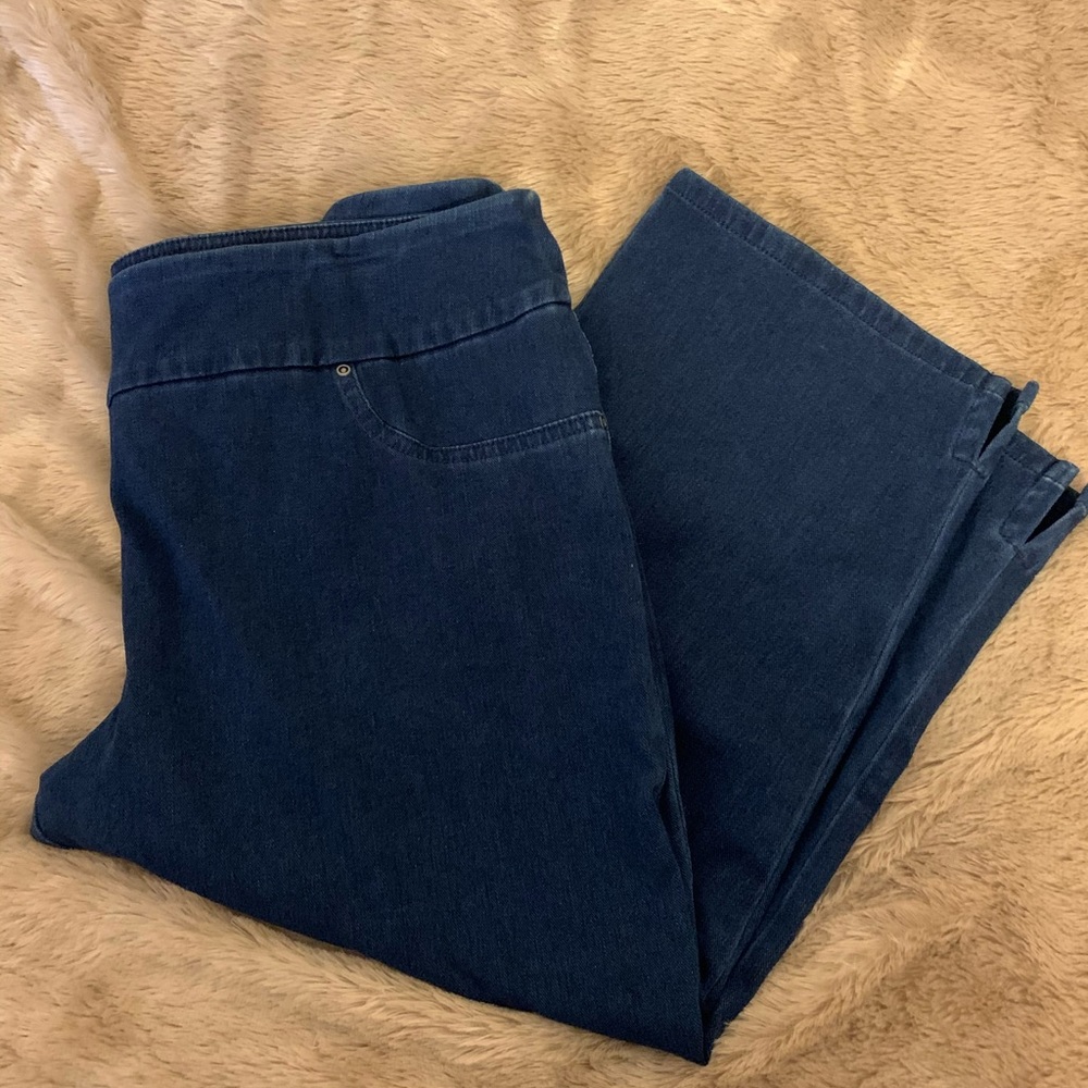 Ruby Red denim capris